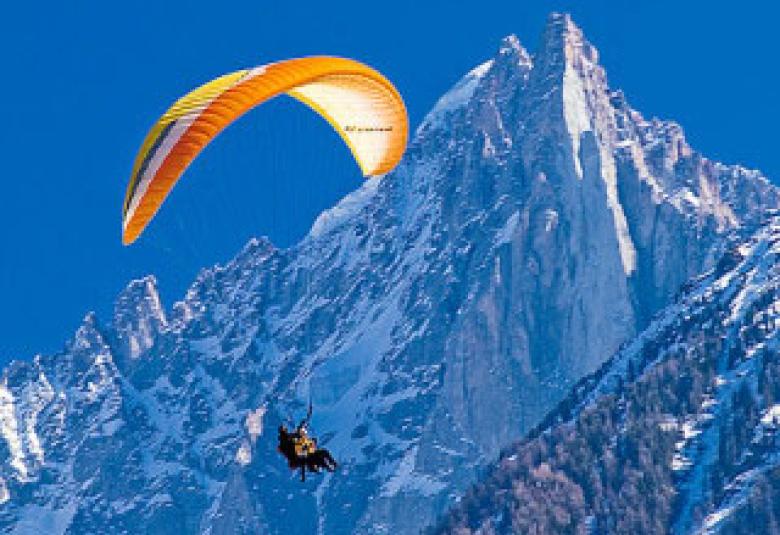 Paragliding in Chamonix with the Drus