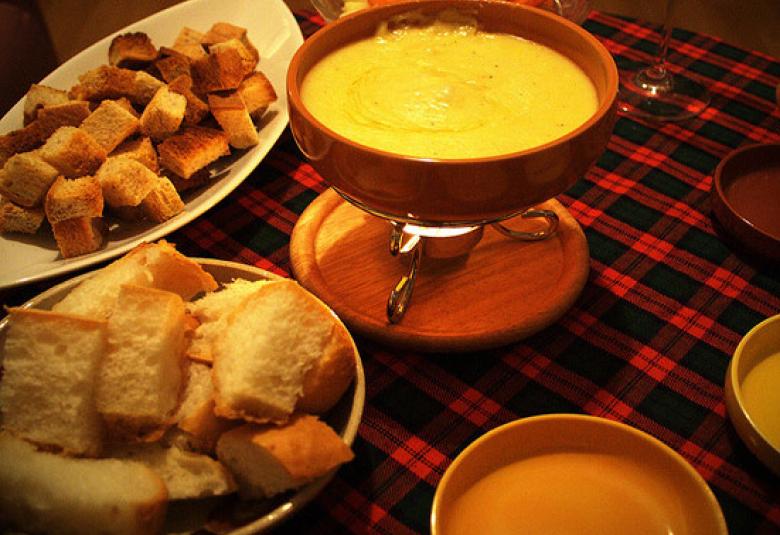 Local Dishes Fondue Chamonix