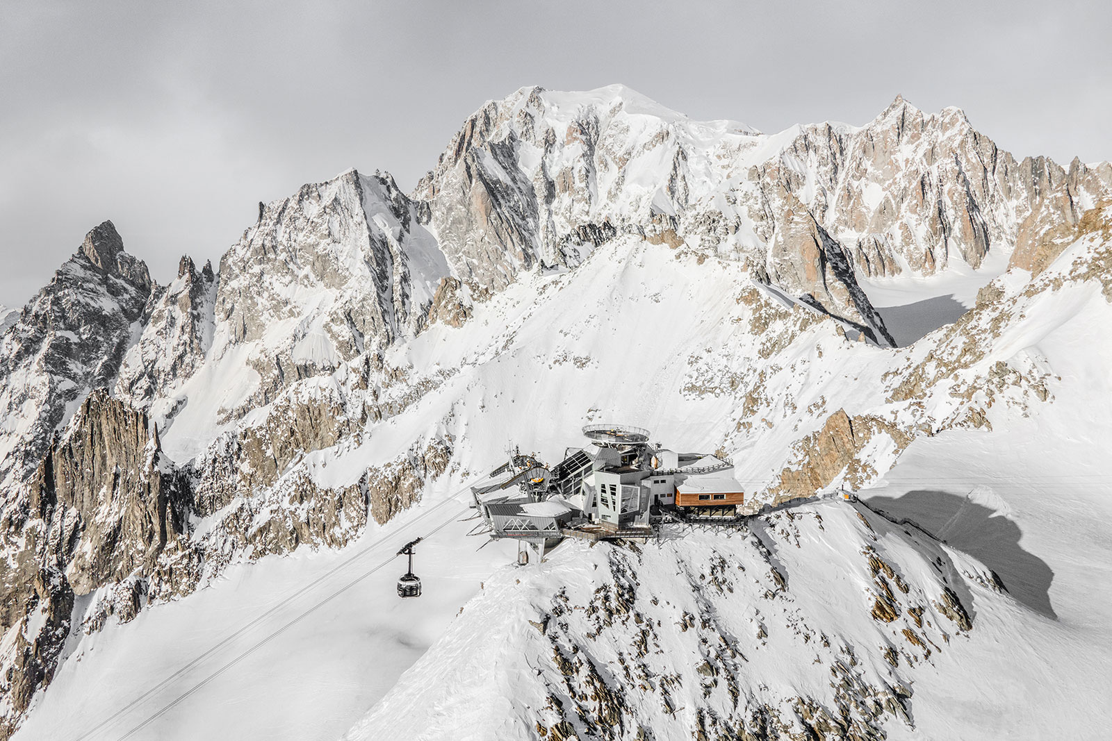 Skyway Monte Bianco téléphérique panoramique à Courmayeur horaires