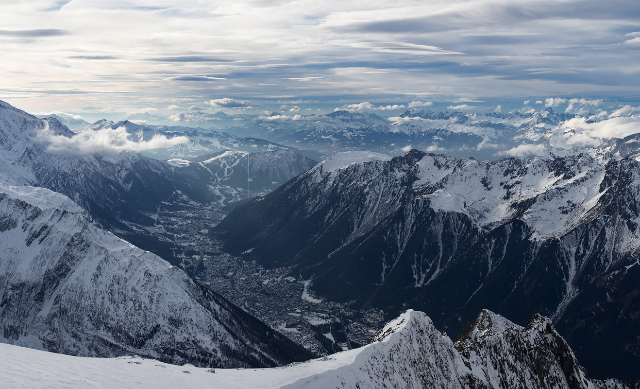Chamonix-Mont-Blanc, vue des Grands Montets, auteur Ivan Borisov, sous licence CC BY-SA 2.0, source photo @ flickr.com