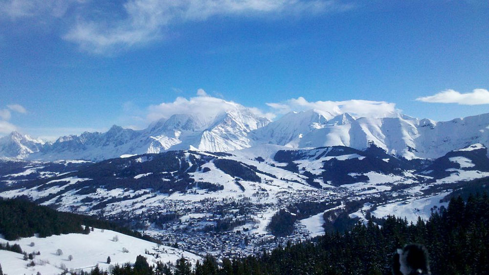 View of Combloux, author KoS, licensed under CC BY-SA 3.0, photo source @commons.wikimedia.org