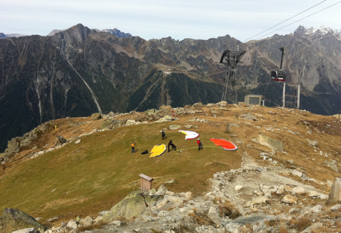 Paragliding in Chamonix Valley: Take Offs, Landing, Schools and Rules. Aiguille du Midi mi- station take-off site.