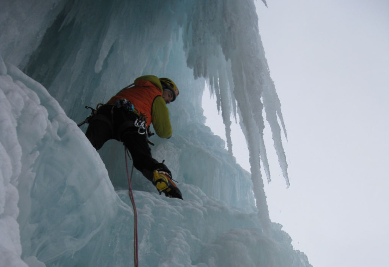 Cascades de Glace à Chamonix Mont Blanc Philippe Collet