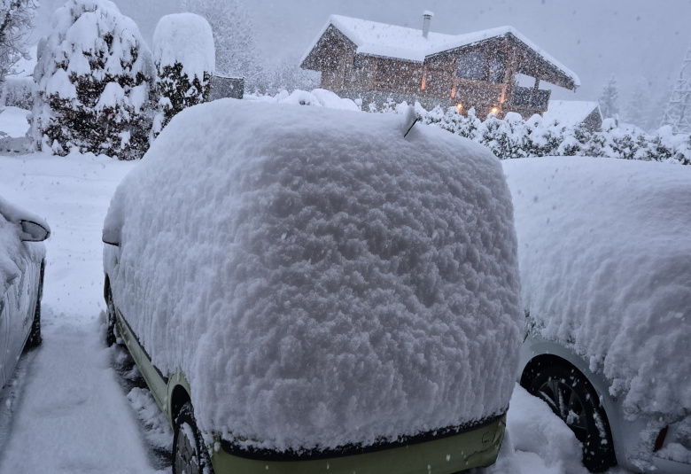 Neige: la circulation est très perturbée au pied du Mont-Blanc