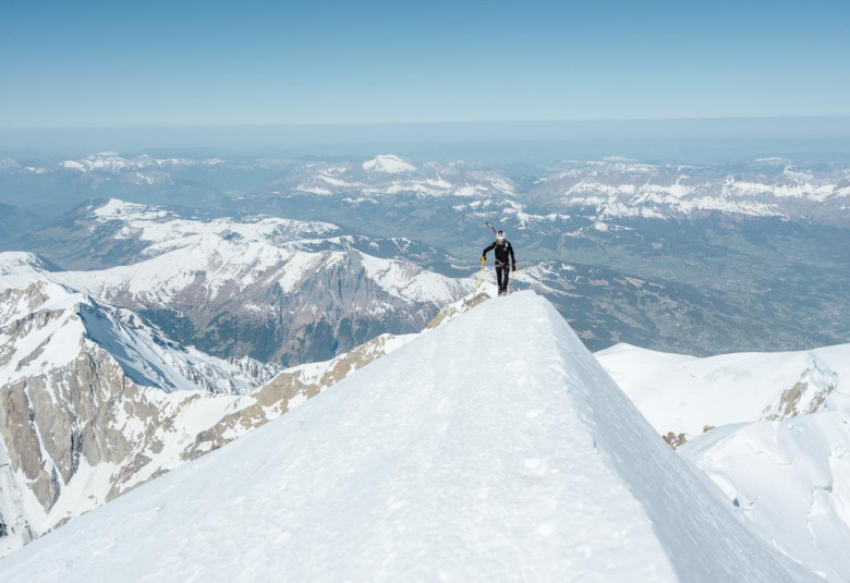 Jacquemoud et Equy s’emparent du record aller-retour au mont Blanc à ski