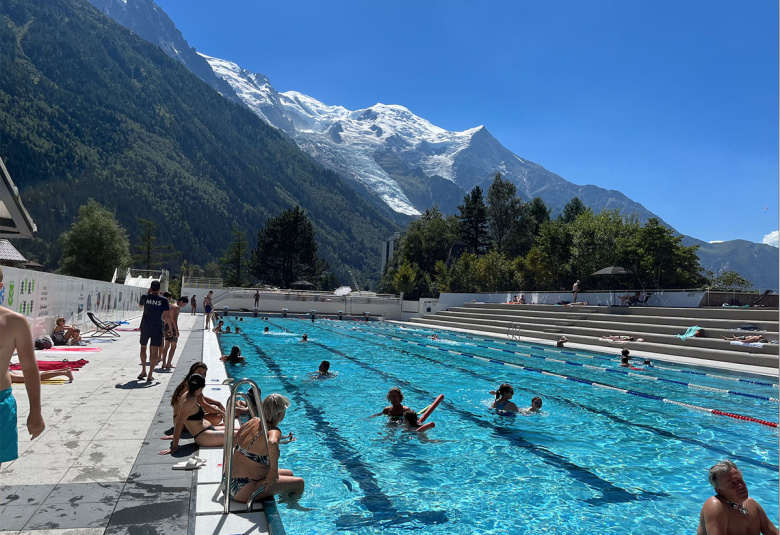 Piscine extérieure de Chamonix Mont Blanc