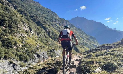 Antoine Socquet-Juglard sets new mountain bike record for Tour du Mont-Blanc
