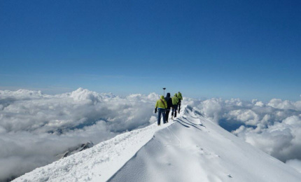 Mont Blanc has lost more than 2 meters in two years: current height 4805.59 meters 