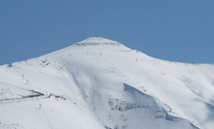 English woman and her son die in avalanche on Mont Joly. Manslaughter investigation opened