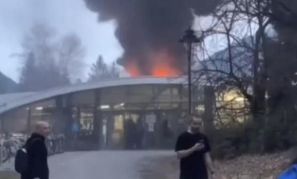Roof of the swimming pool in chamonix on fire