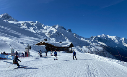 skiing in spring on La Balme above Le Tour