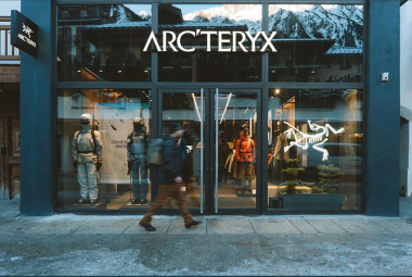 Nouveau shop magasin Arc’teryx à Chamonix