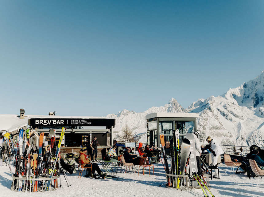 Brev'Bar - Brévent Station de Ski terrasse face au Mont Blanc