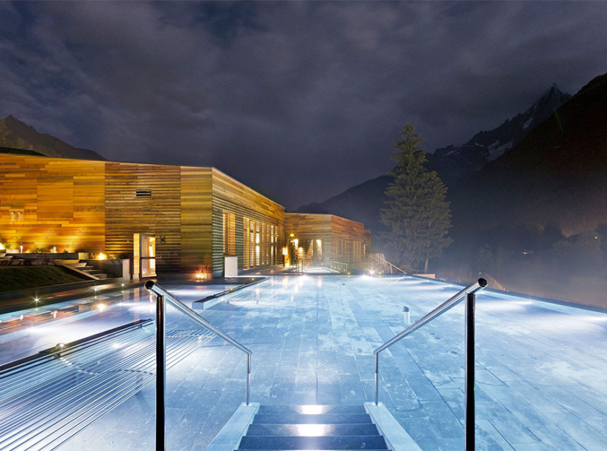 QC Terme Chamonix - Spa & Wellness Center in the evening