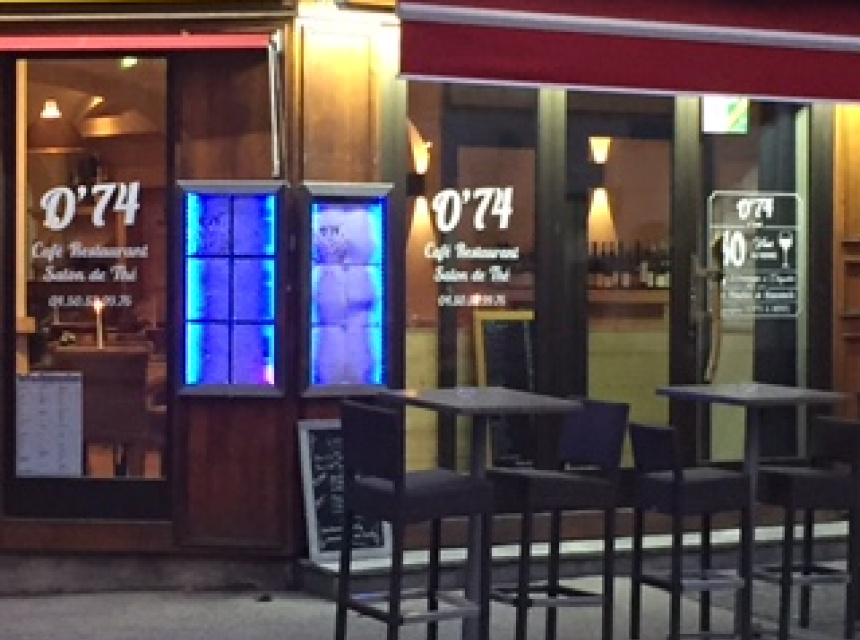 O&#39;74 Cafe Restaurant