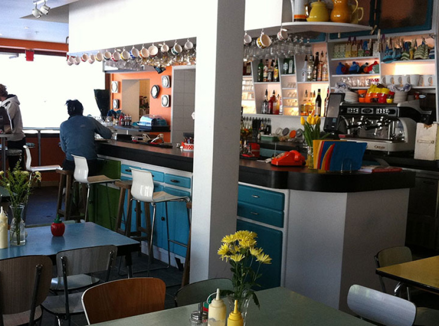 Kitsch Inn Bar Restaurant in Les Houches